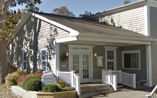 Mahone Bay Commercial Property